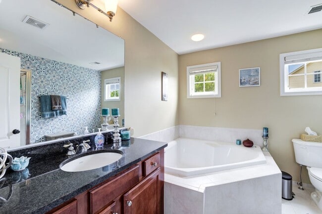 Building Photo - 43149 Crosswind Terrace