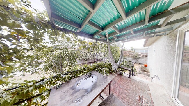 Building Photo - 4985 Curry Dr