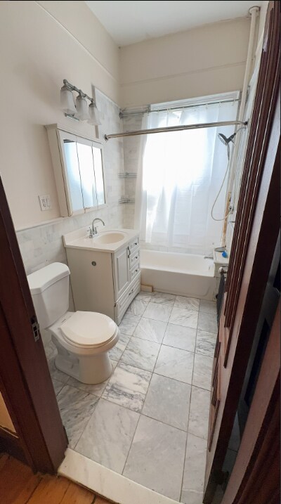 Building Photo - 11 Worthington St