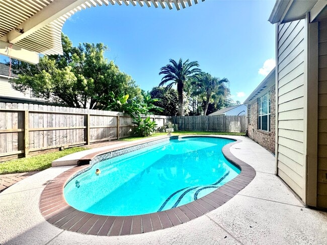 Building Photo - 2123 Hollow Reef Cir