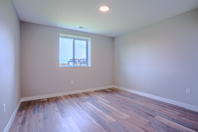 Building Photo - 127 Kinsey St