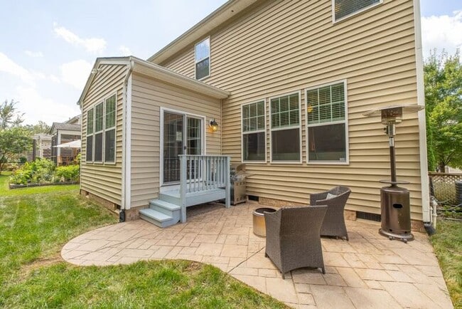 Building Photo - 7349 Vicenzo Dr