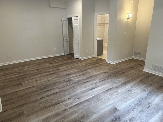 Building Photo - Great Platt Park Home