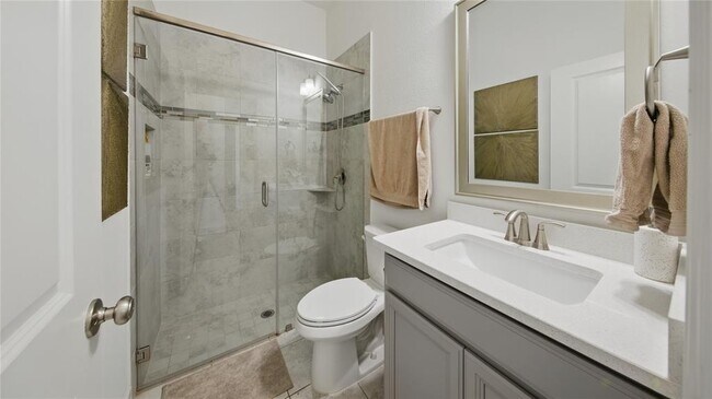 Building Photo - 2807 Kingly Pne Trl