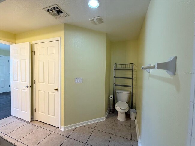 Building Photo - 121 Melissa Pl