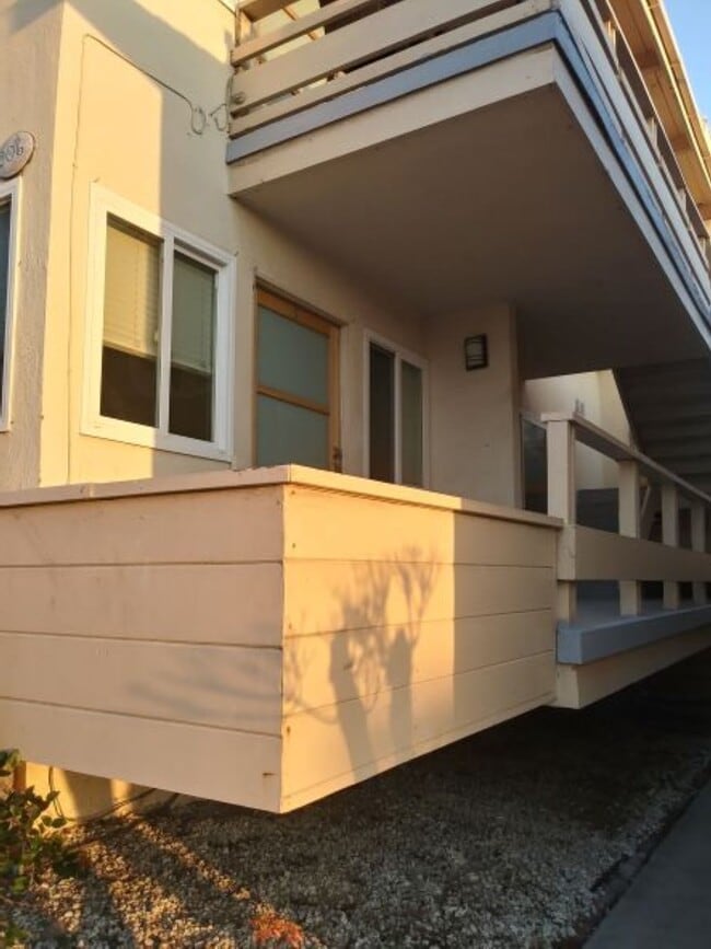 Sunlit View from Street - 206 15th St