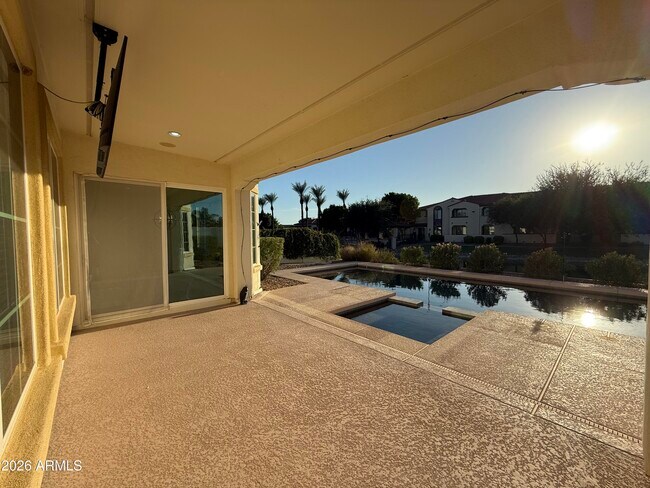 Building Photo - 3320 S Waterfront Dr