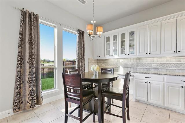 Building Photo - 1522 Hennessey Dr