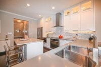 Building Photo - 55 River Front Drive Connector