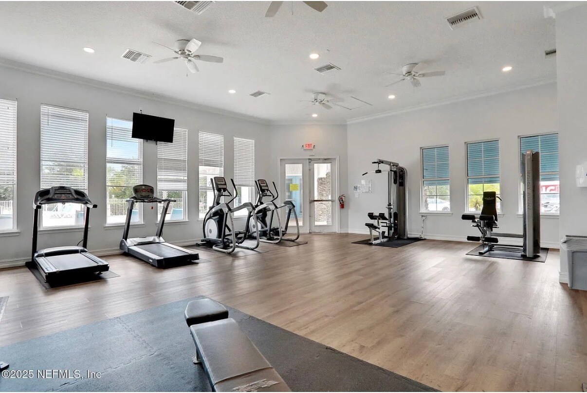 Building Photo - 290 Granite Ave