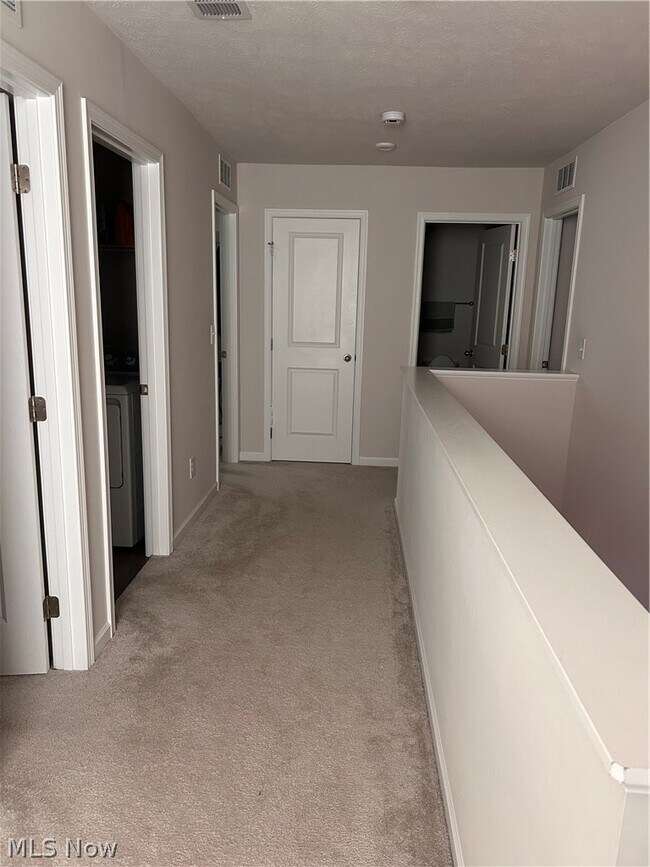 Building Photo - 3293 Stafford Dr