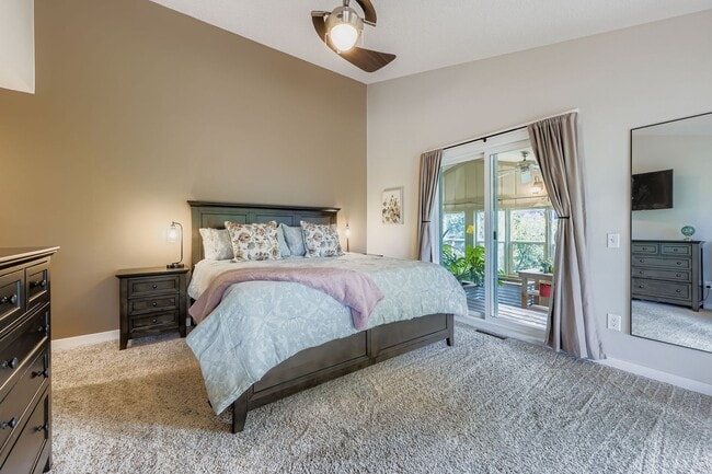 Building Photo - Private Retreat 4 BDR Near Baseline Reservoir