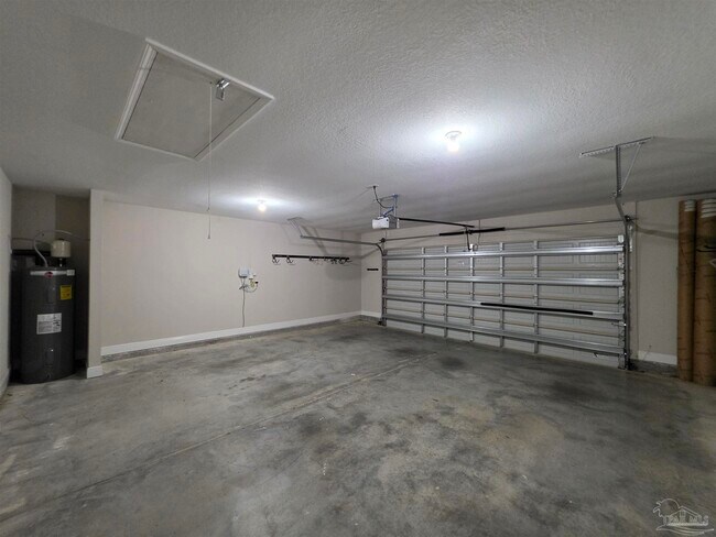 Building Photo - 8839 Longmont Way