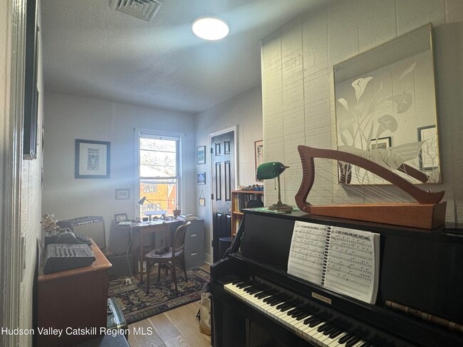 Building Photo - 173 Smith Ave