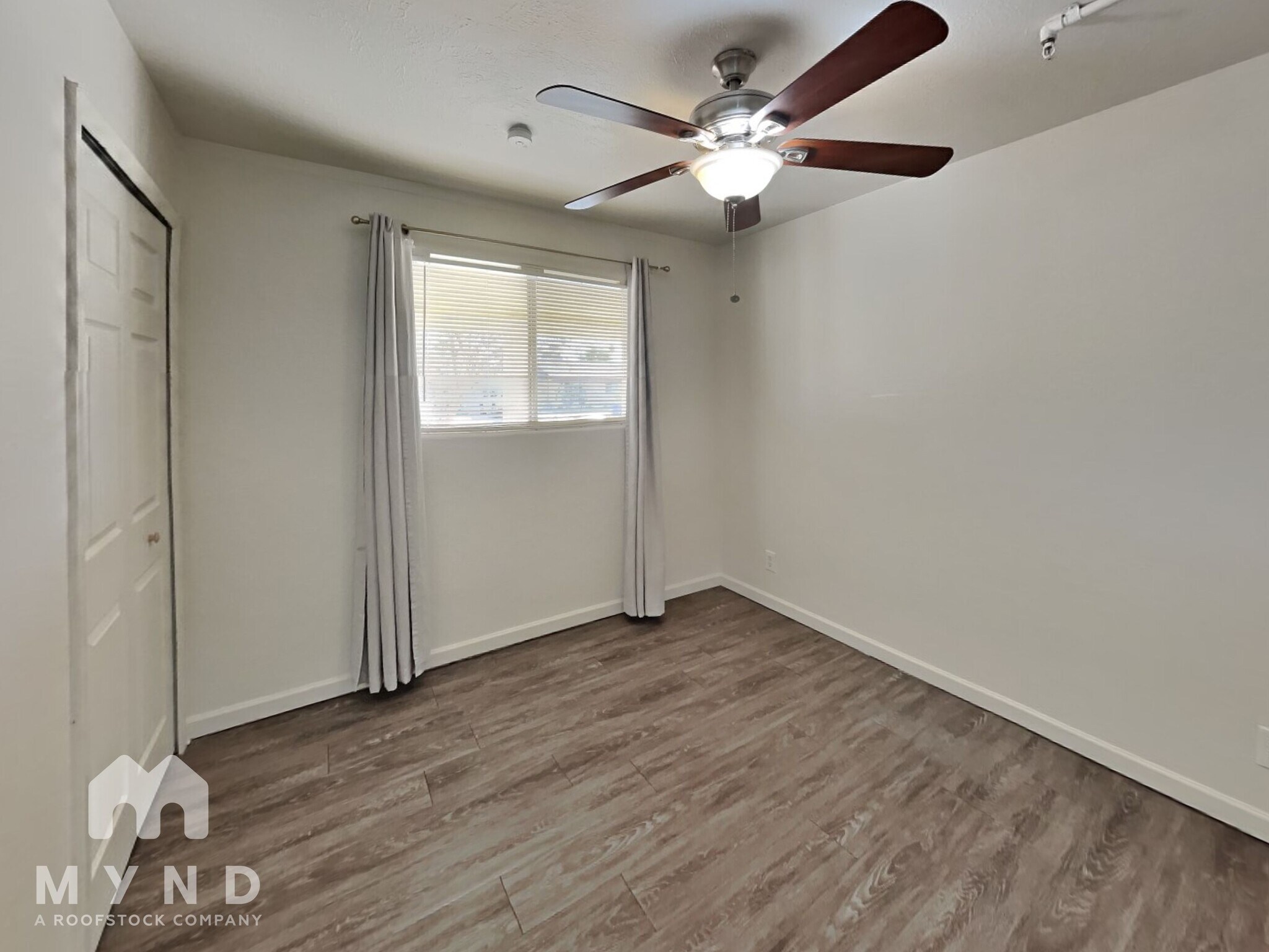 Building Photo - 1426 W 7th Ave