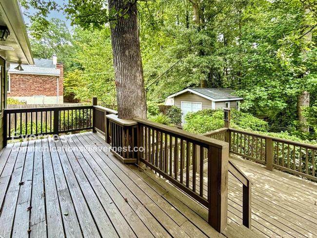 Building Photo - 2771 Winding Ln NE