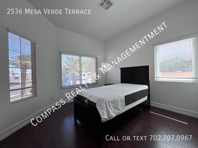 Building Photo - 2536 Mesa Verde Terrace