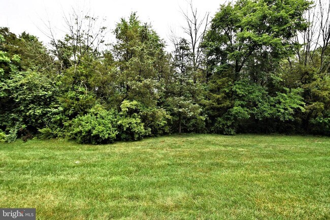 Building Photo - 3435 Westview Dr