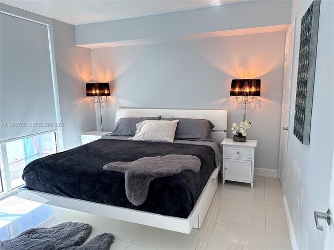 Building Photo - 50 Biscayne Blvd