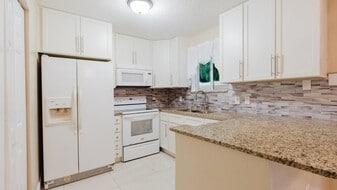 Building Photo - 3760 N Jog Rd