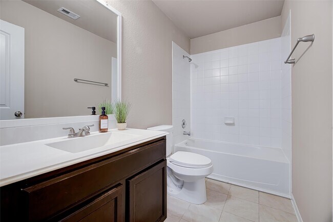 Building Photo - 2926 Indwarra Ct