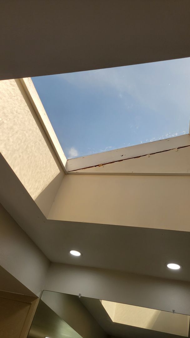 Building Photo - Seasonal/short term renovated 3/3 villa with golf course views on Longboat Key!