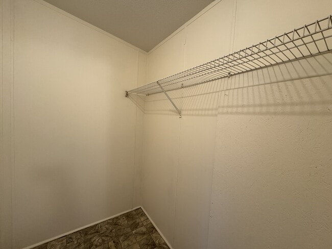 Building Photo - 157 Conover St