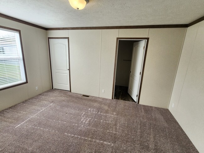 Building Photo - 766 Virginia