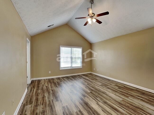 Building Photo - 3174 Baymount Way