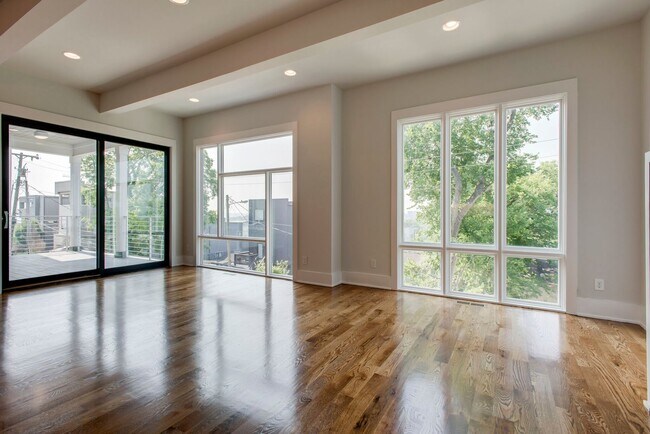 Building Photo - 3304 Trevor St