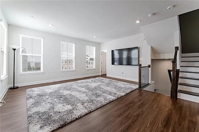 Building Photo - 191 Moyer Hill Dr