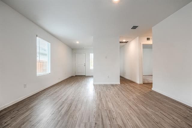 Building Photo - 4040 Equestrian Dr