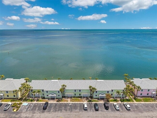 Building Photo - 4768 Coquina Key Dr SE