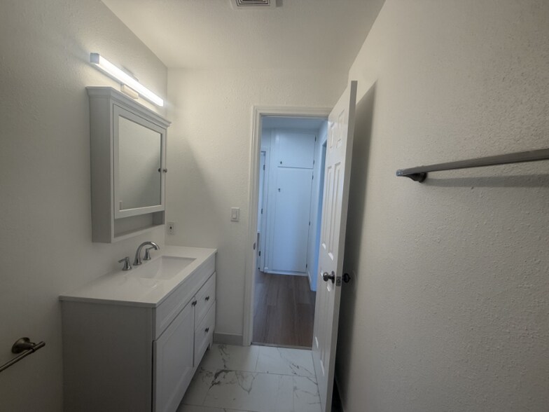 Building Photo - 3109 Abbott St