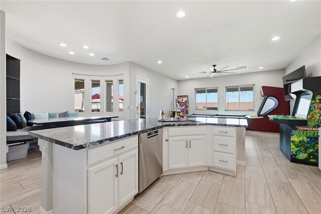 Building Photo - 3922 Jacob Lake Cir