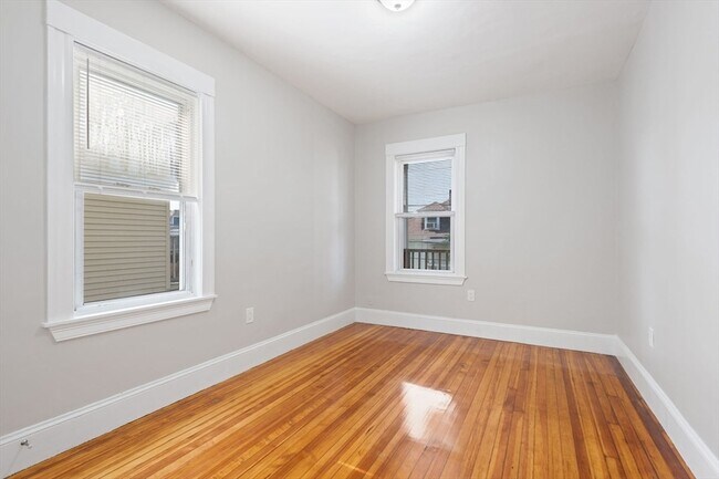 Building Photo - 57 Mora St