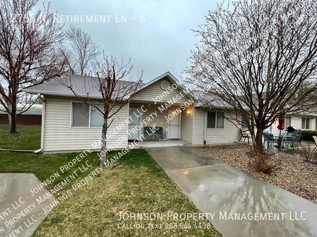 Primary Photo - 2758 N Retirement Ln