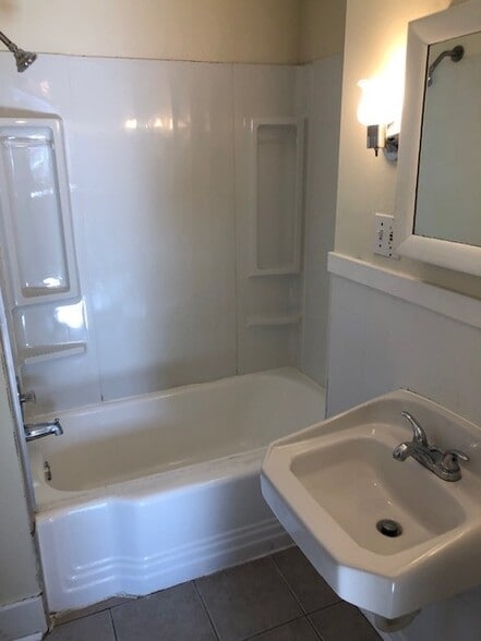 Bathroom 1 - 213 N Brainard St