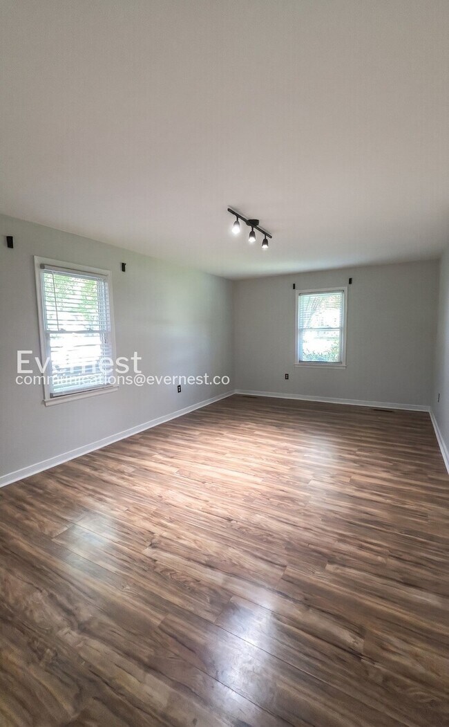 Building Photo - 7731 Drexelbrook Rd