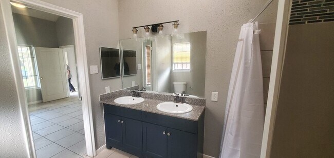 Building Photo - 11315 Lands End Cir