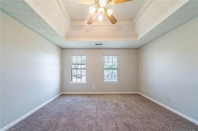 Building Photo - 2262 Dodson Dr