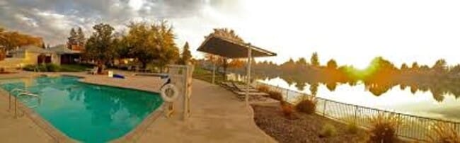 Building Photo - West Davis Stonegate Club membership