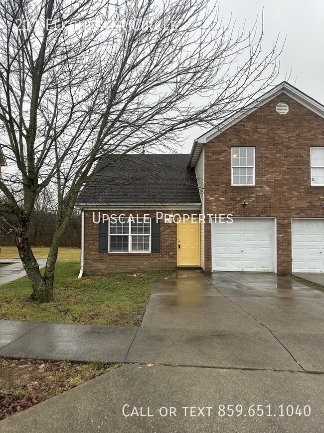 Building Photo - 211 Elkchester Cir