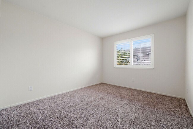 Building Photo - 1263 Montgomery Ln