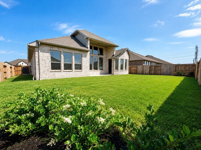 Building Photo - 4934 Dickens Lndg Dr