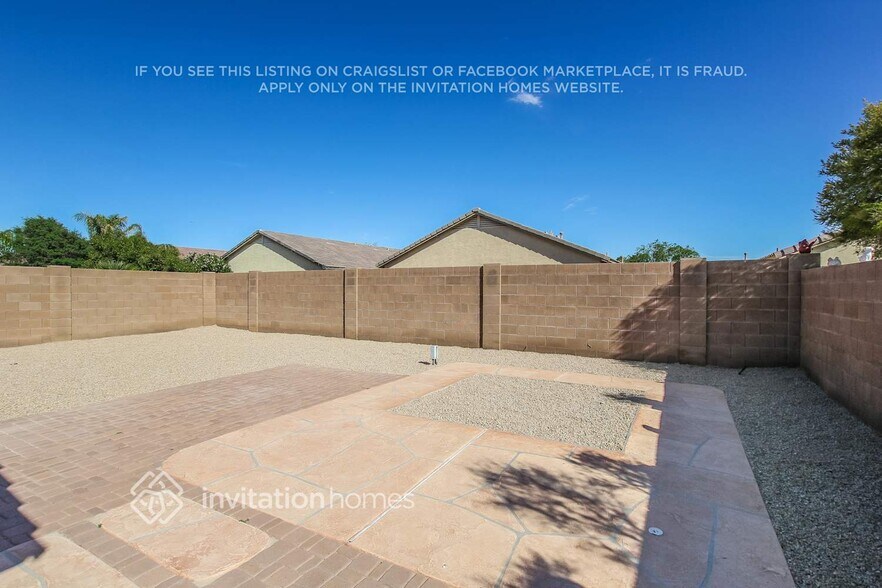 Building Photo - 35407 N Shorthorn Trail