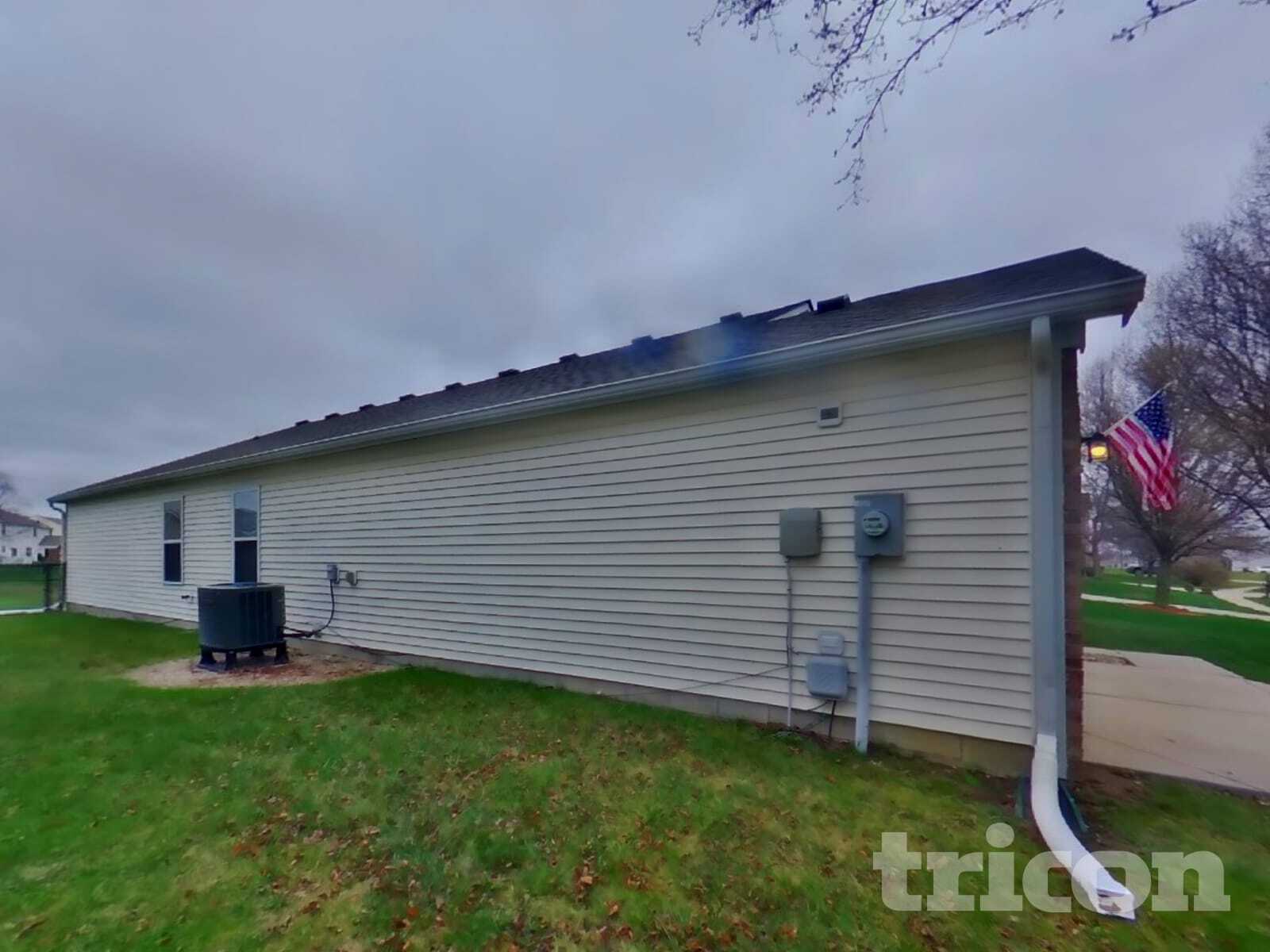 Building Photo - 7650 Lara Lee Dr