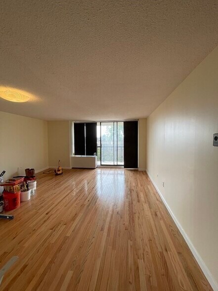 Building Photo - 60 Longwood Ave