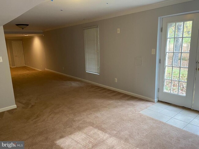 Building Photo - 14075 Wellman Ct