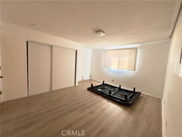 Building Photo - 1521 W Westmont Ave